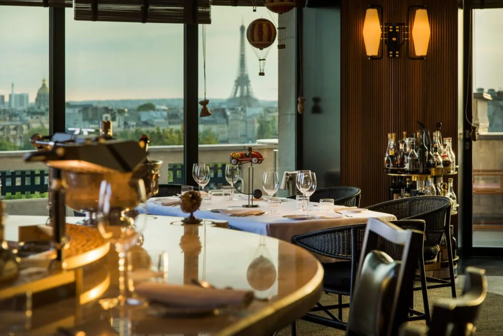 Restaurant italien Langosteria Paris intérieur