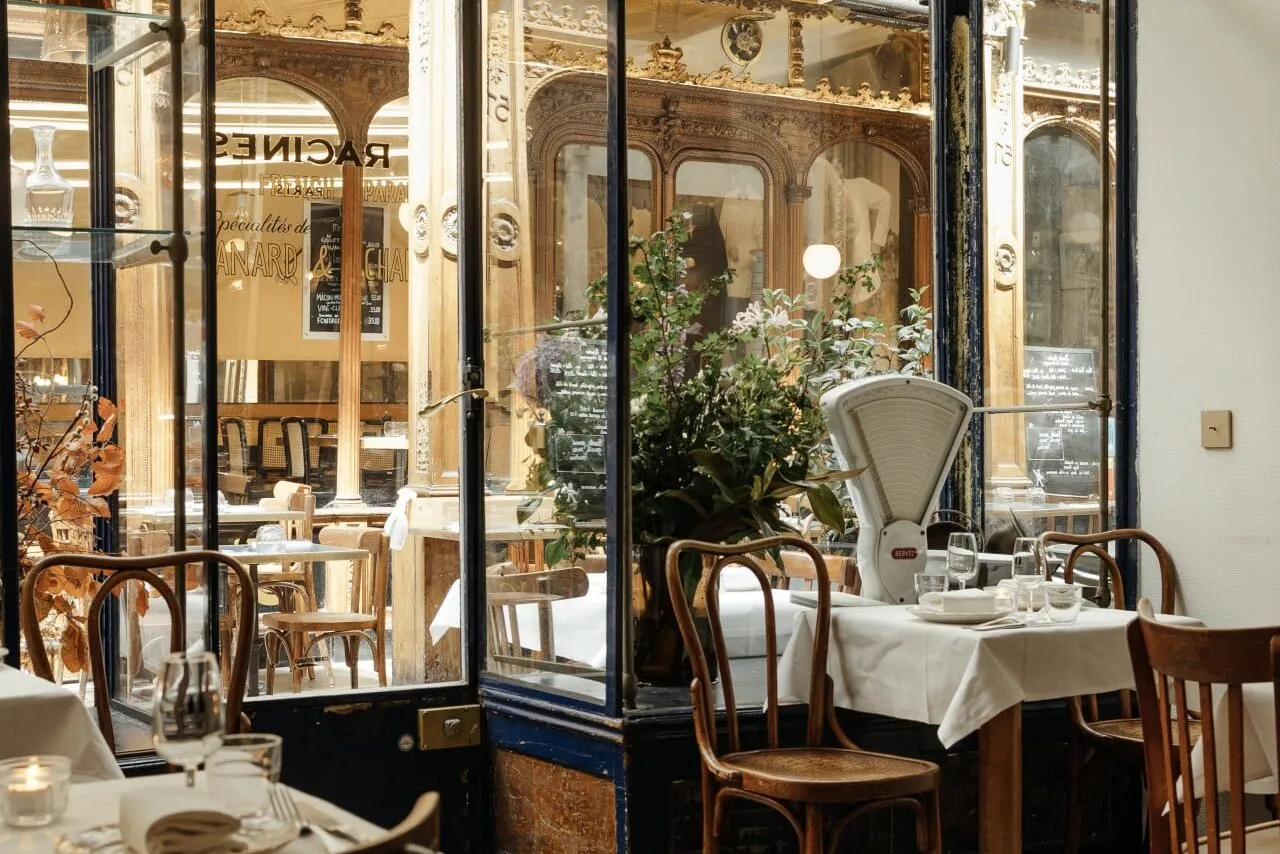 Racines Paris Table