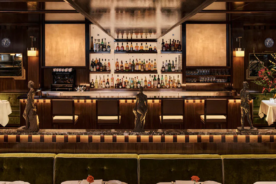 Sant Ambroeus Paris bar 